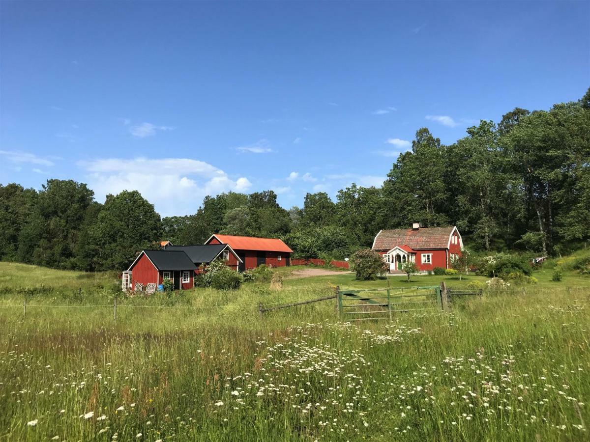 Bed and Breakfast Sjoebacken Gard Lerdala Экстерьер фото